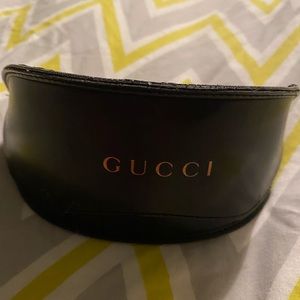 Gucci glasses/sunglasses case